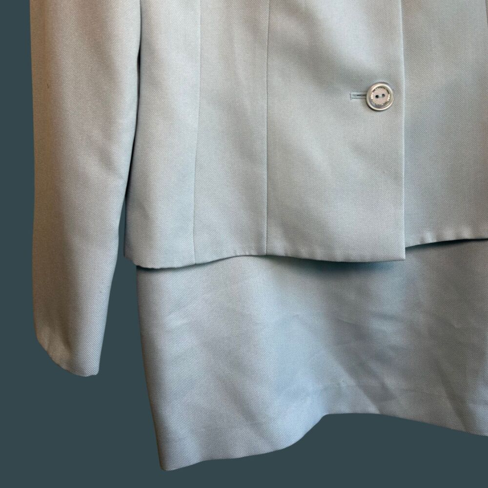 Classic Vintage 90’s Le Suit Skirt Suit - Picture 3 of 11